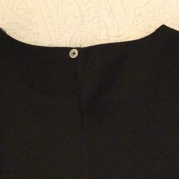 Black netted sleeve blouse - Picture 7 of 7